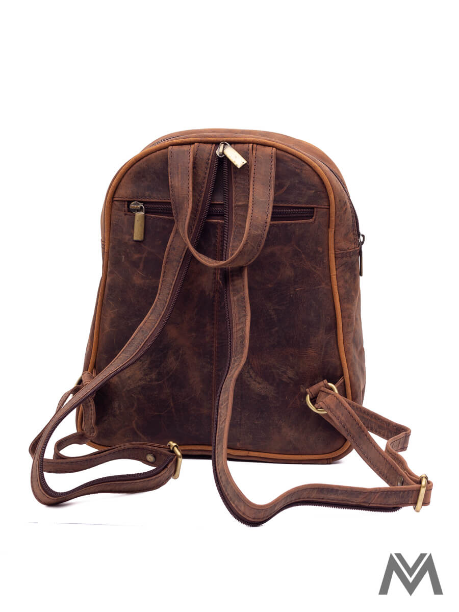 Męski plecak, Męska torba, ETUE, skóra naturalna, designerskie torby, designerski plecak, WILD, ModneVeci, elegancki, nowoczesny, stylowy, praktyczny, prezent, urodziny, ciemny brąz, brąz