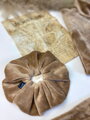 Scrunchie VSB velúr hajgumi barna színben