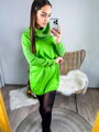Kényelmes női ruha borsózöld színben