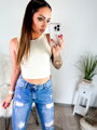 Moderný dásmky CROPTOP v máslovej farbe 