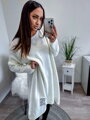 Kényelmes hosszú női fehér pulóver 
