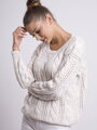 Női pulóver kötött mintával LOGAN krém színben