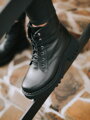 Elegáns női boka csizma valódi bőrből B-01 BLACK