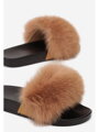 Kényelmes papucs valódi szőrmével 8080 CAMEL