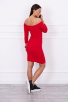 Pouzdrové mini šaty s lodičkovým výstřihem červené 8974 