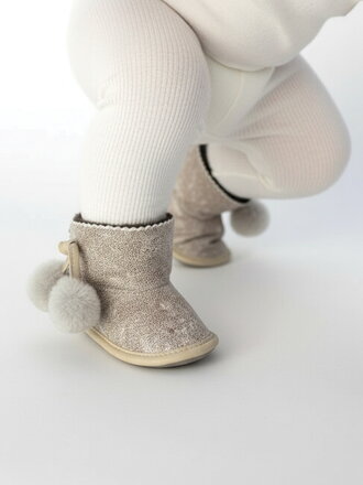 Meleg bőr babacipő 6-12 hónapos méret