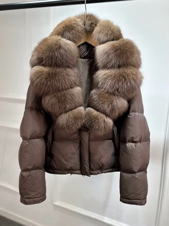 Zimná hnedá bunda s kožušinou 