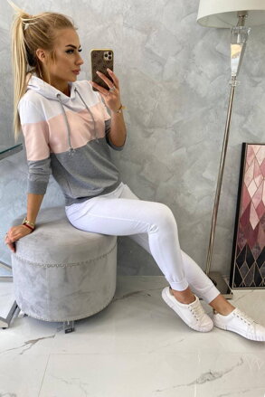 Női melegítő szett színes csíkokkal 8877 fehér színben