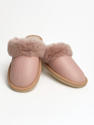 Dámske zateplené kožené papuče model 109 v ružovej farbe 