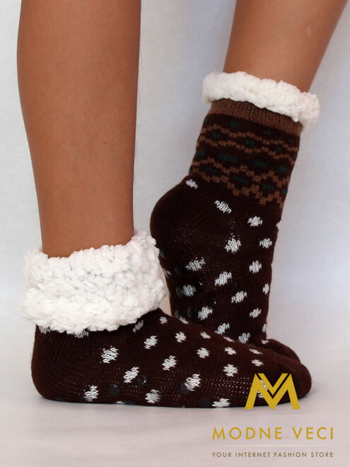 Úžasné detské teplé ponožky- proti šmykové tmavo hnedé 2