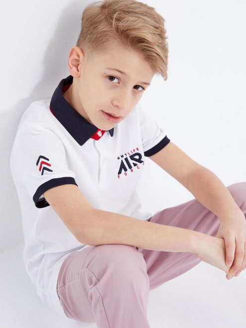 Rövid ujjú póló kisfiúknak fehér színben