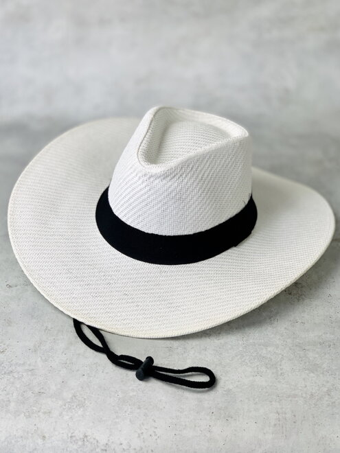 Férfi kalap 98-7 fehér színben