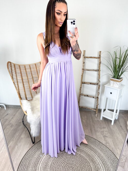 Csodás női ruha koszorúslányoknak lila