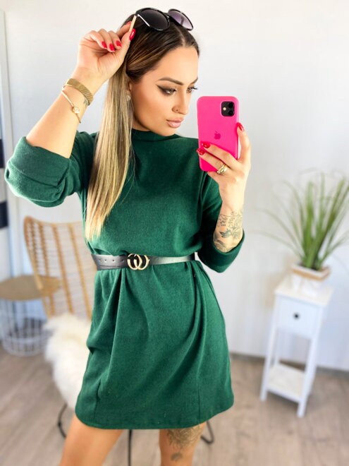 Zöld női ruha derékövvel