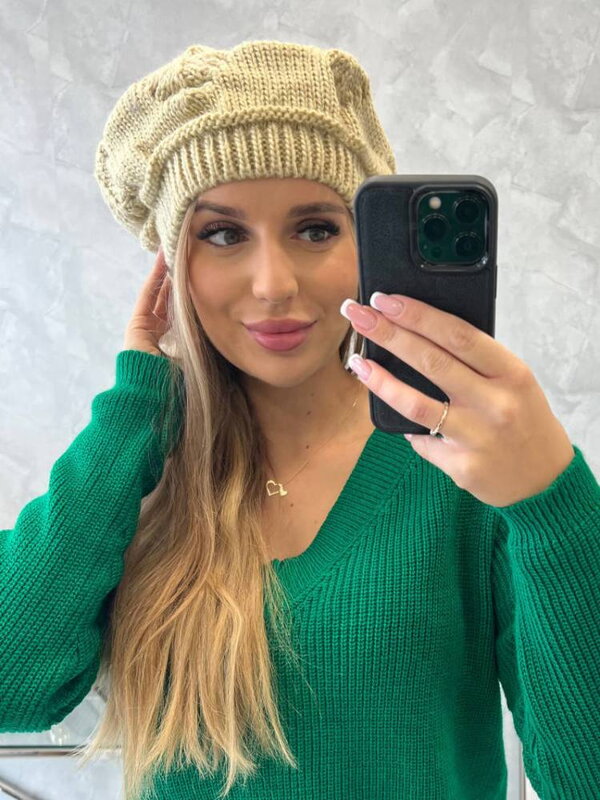 Stílusos női sapka K369 beige Stílusos női sapka K369 beige