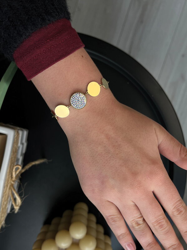 Dámsky náramok z chirurgickej ocele  Dámsky náramok z chirurgickej ocele