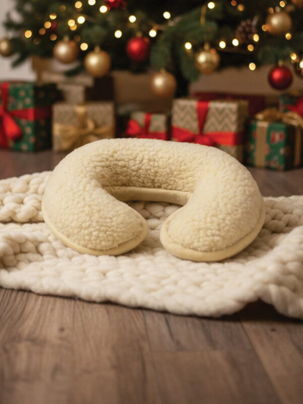 Patkó alakzatú gyapjú párna